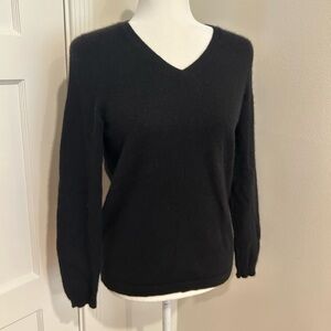 Pure Cashmere V-Neck Black Sweater